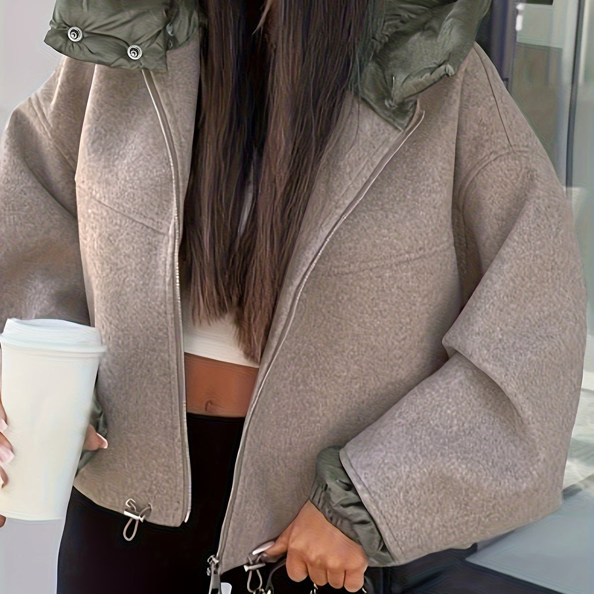 Manteau grande taille, coupe oversize, capuche, matelassé — matière : polyester