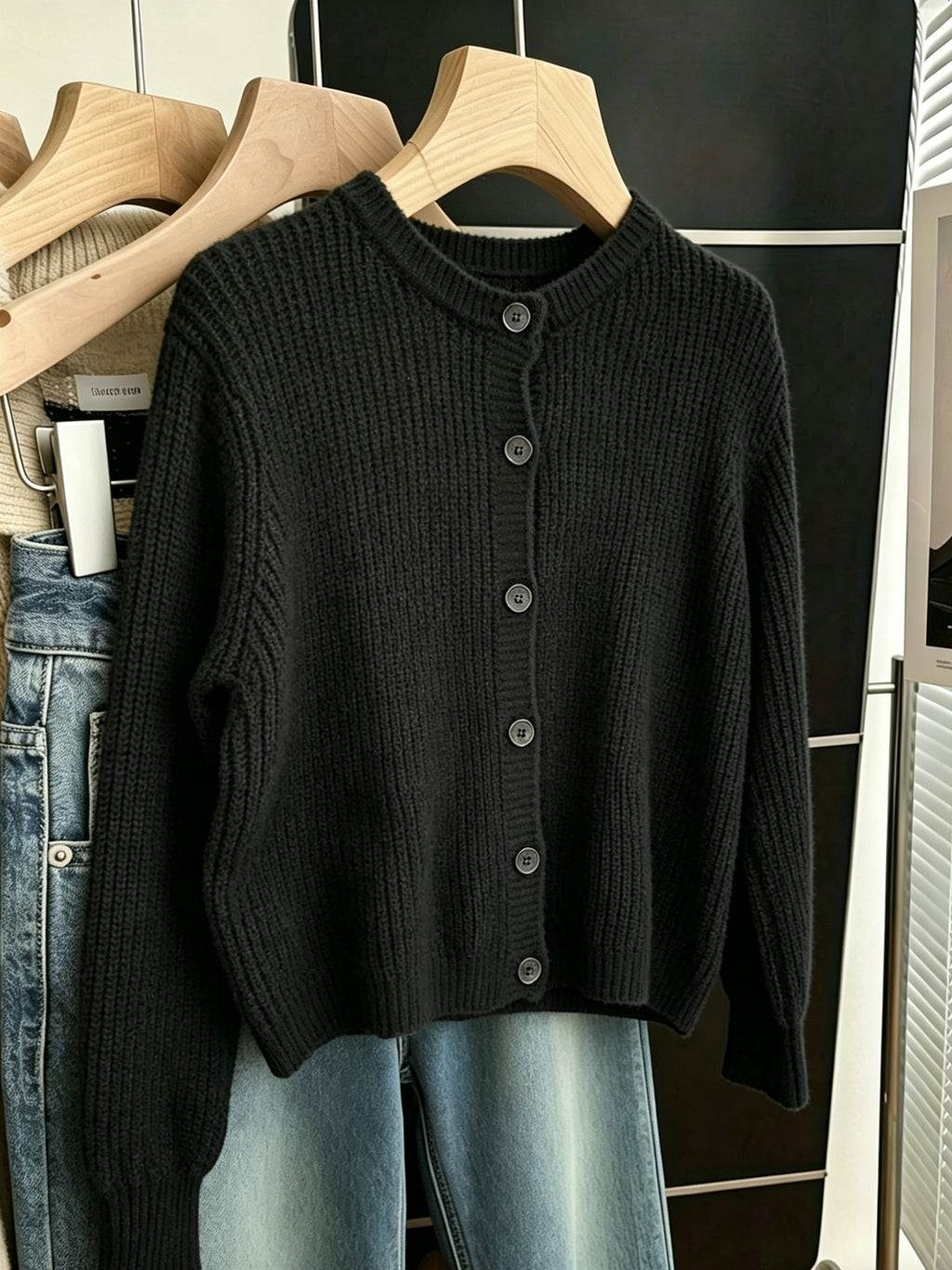 Cardigan grande taille, coupe oversize, manches longues, toucher moelleux, vu de dos
