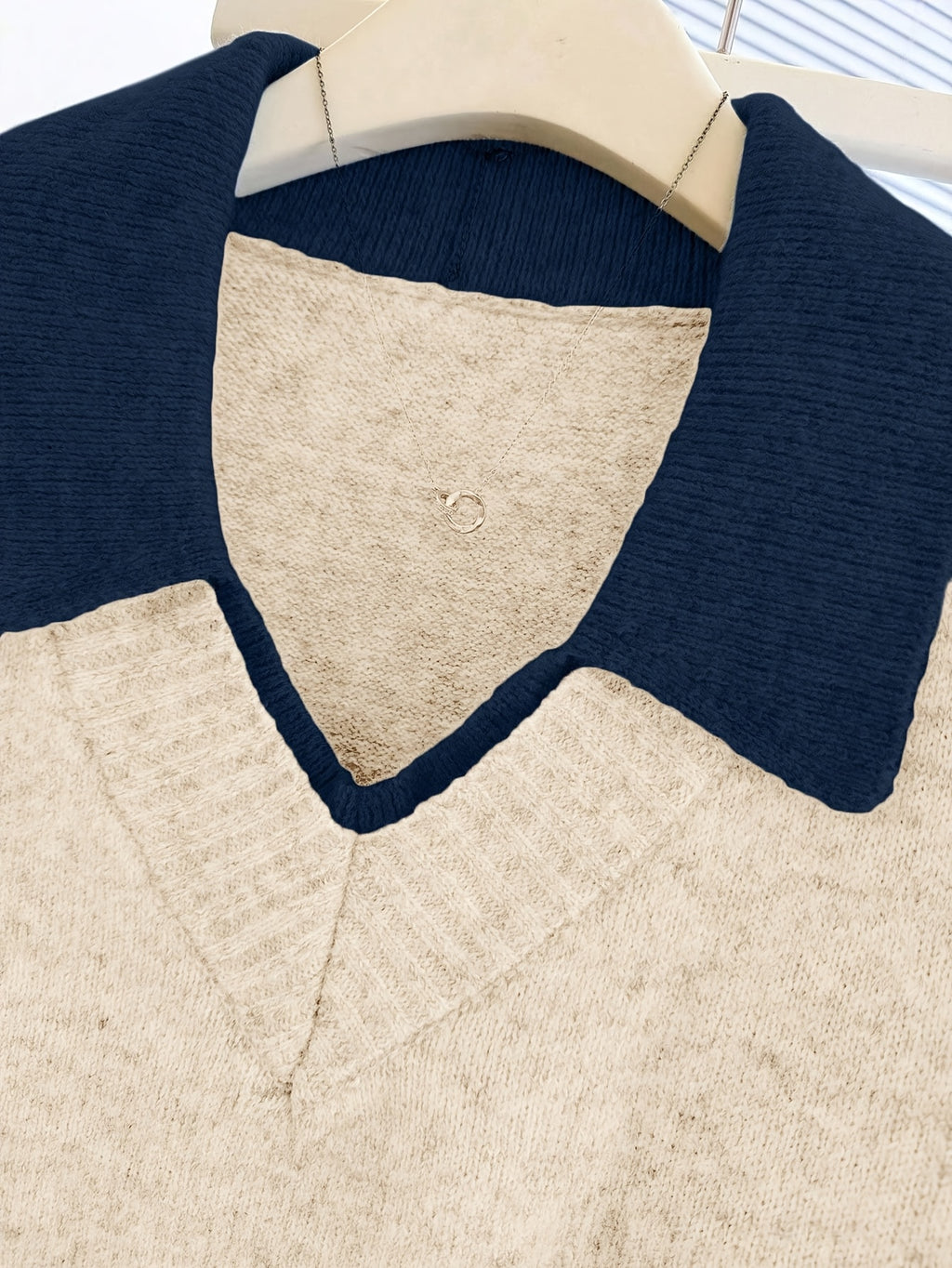 Top grande taille, coupe oversize, manches longues, chaleur d'hiver, porté de face