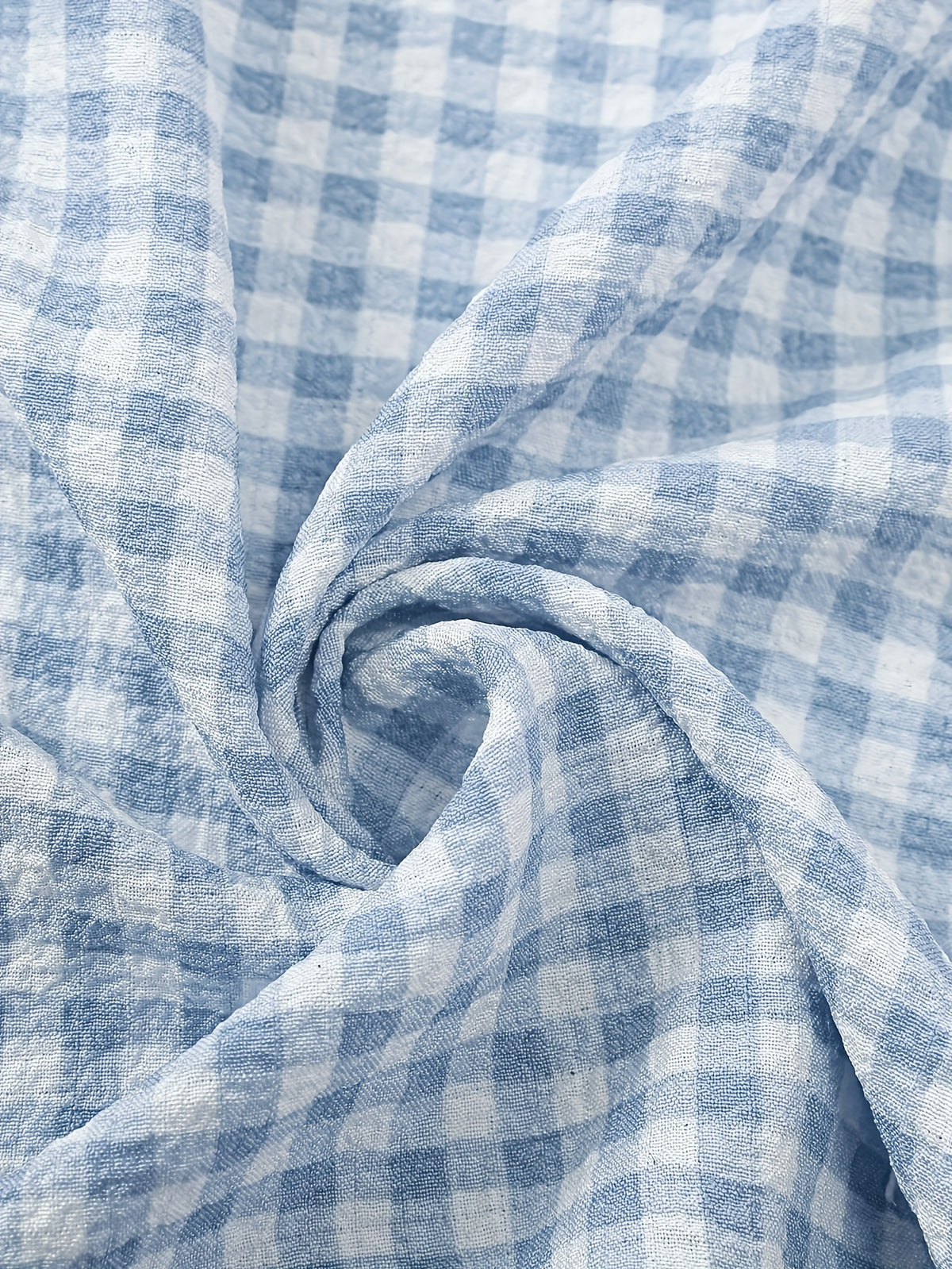 Pyjama grande taille à carreaux, manches courtes, mise en situation