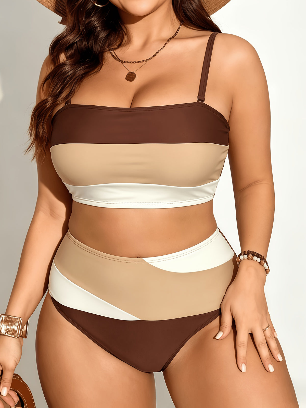 Bikini bandeau grande taille — Bandes camel ou vert d'eau