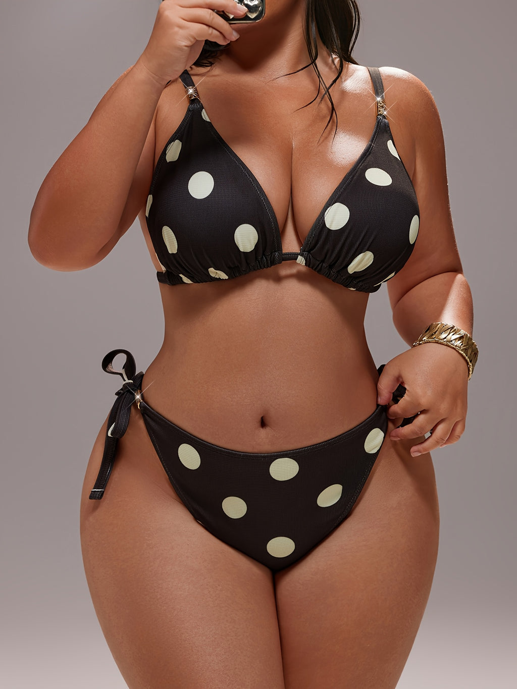Bikini grande taille — Anneaux aux épaules, trois motifs