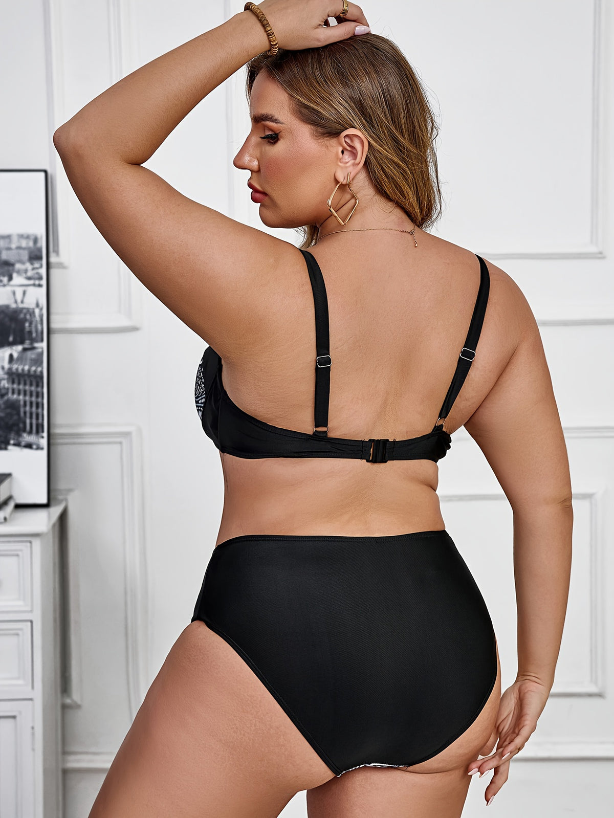 Bikini grande taille — Motif cachemire noir sur fond blanc