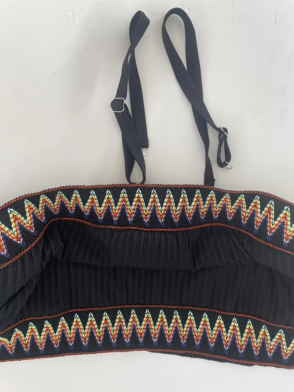 Bikini bandeau grande taille — Noir côtelé à galon coloré
