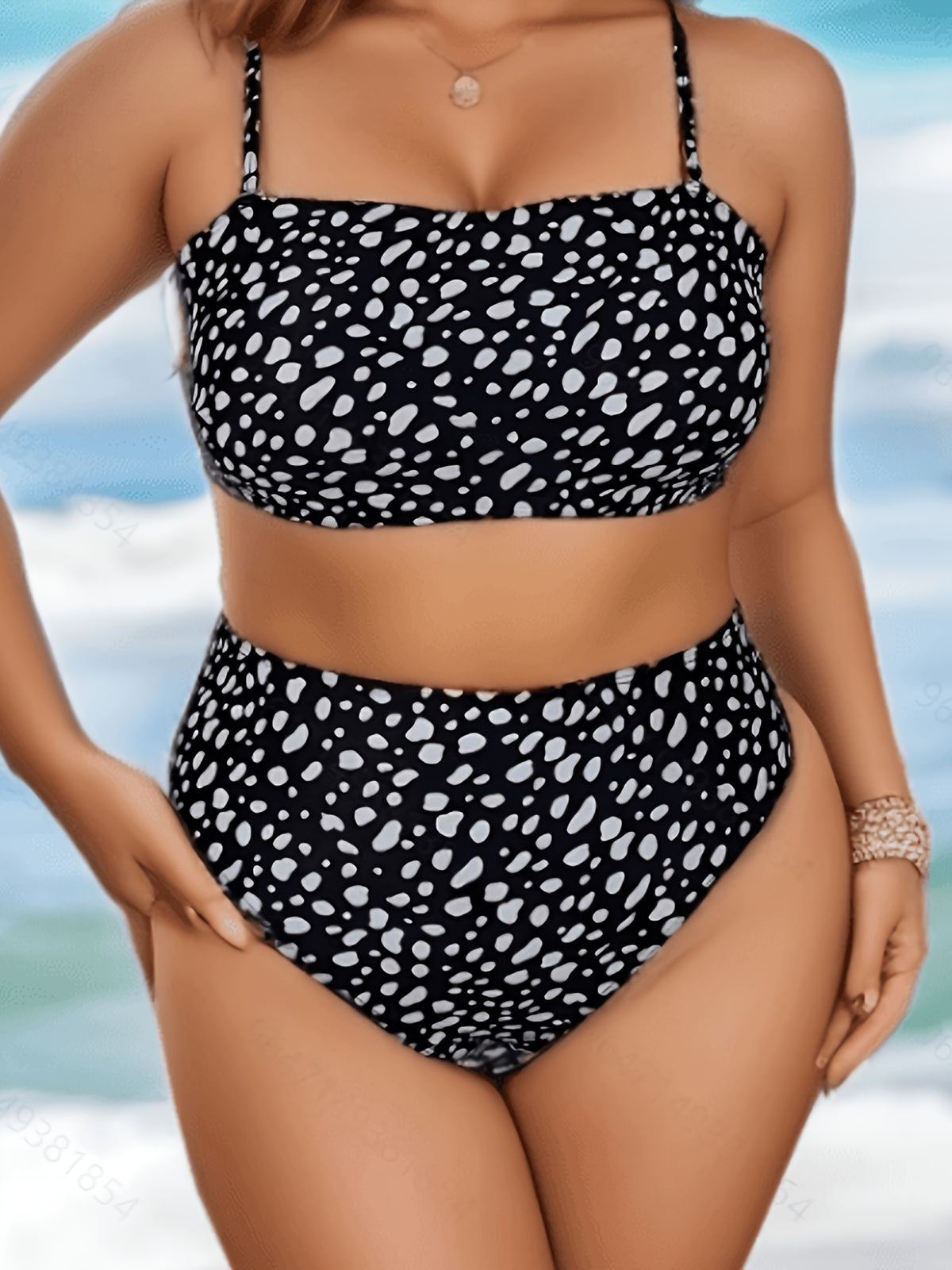 Bikini grande taille — Taches blanches sur fond noir, taille haute