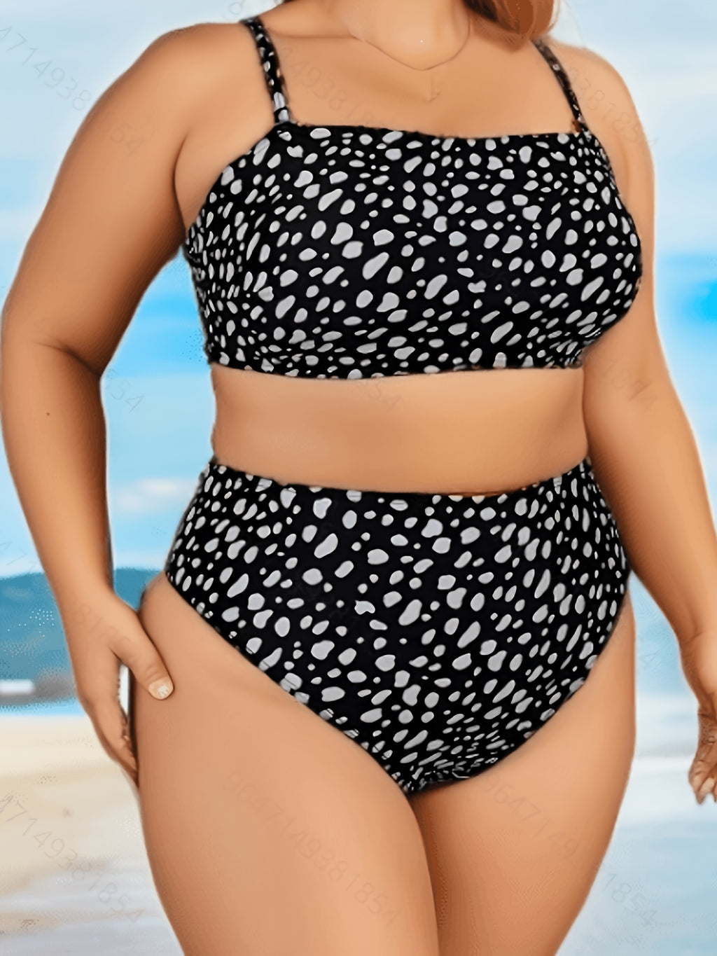 Bikini grande taille — Taches blanches sur fond noir, taille haute