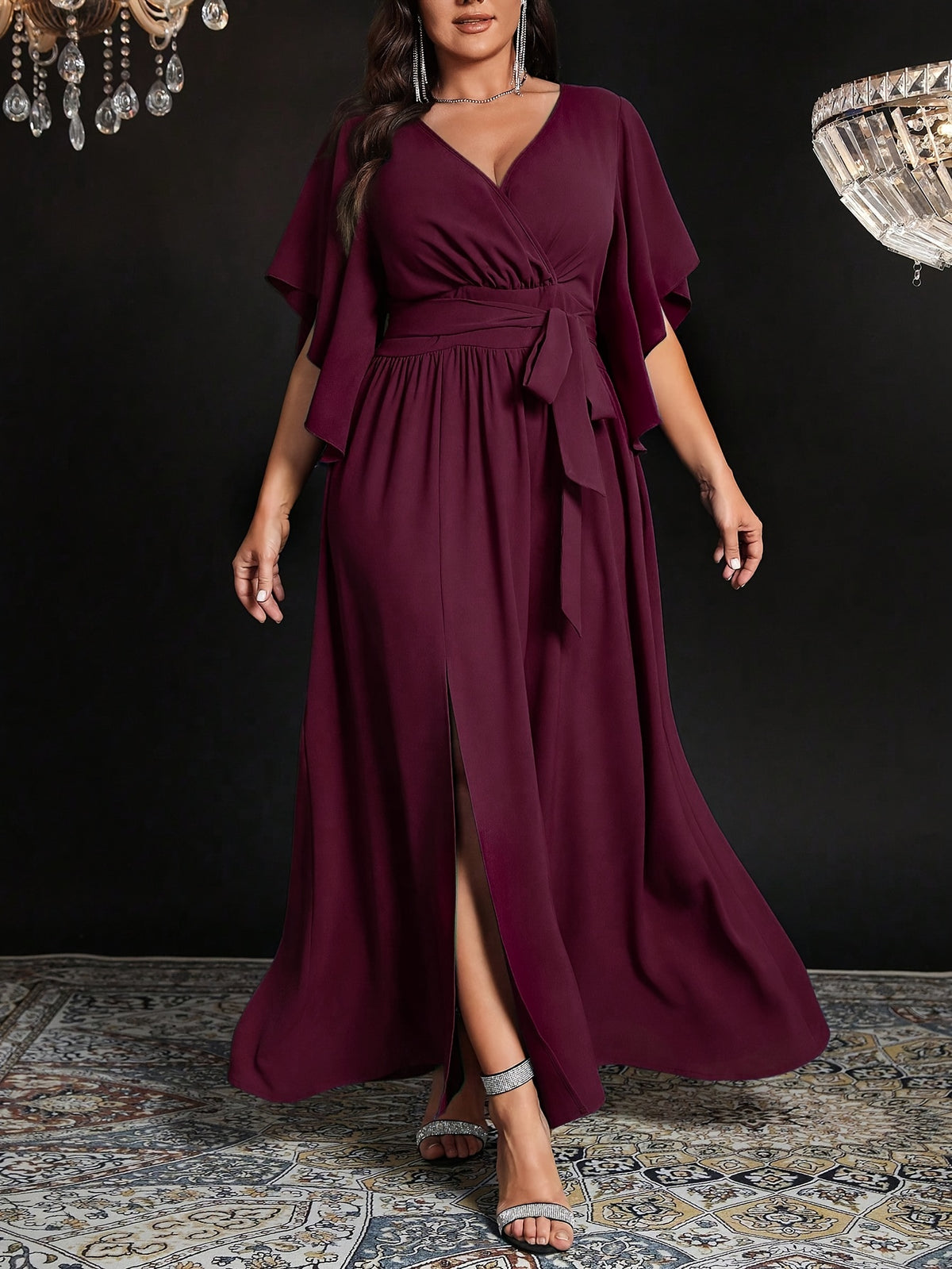 Robe de soirée grande taille — Fente frontale et nœud de taille