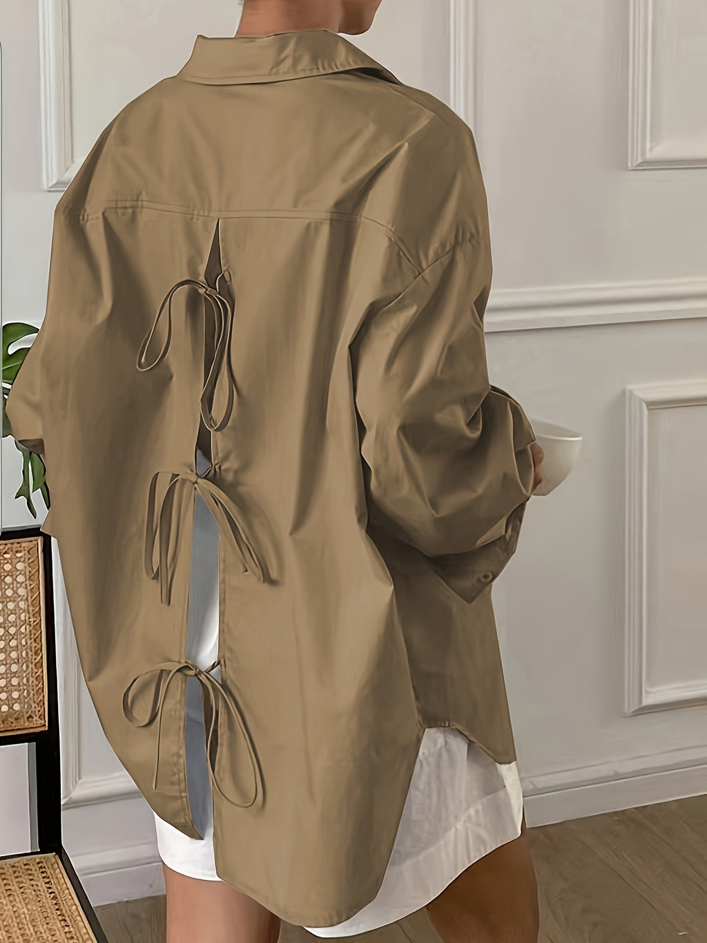 Chemise grande taille, coupe oversize, manches longues, vue de profil
