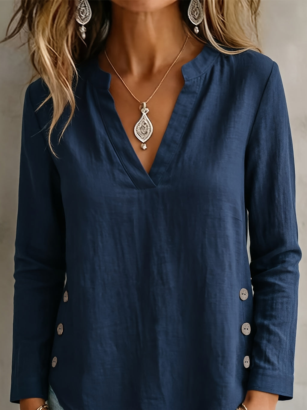 Top grande taille en lin, coupe ample, col V, tenue souple