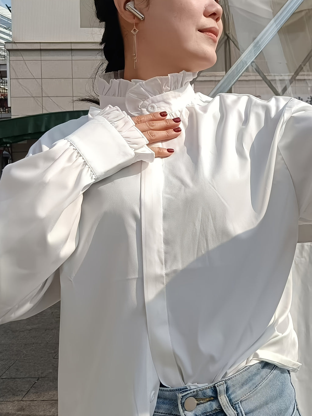 Chemise grande taille, col montant, volants