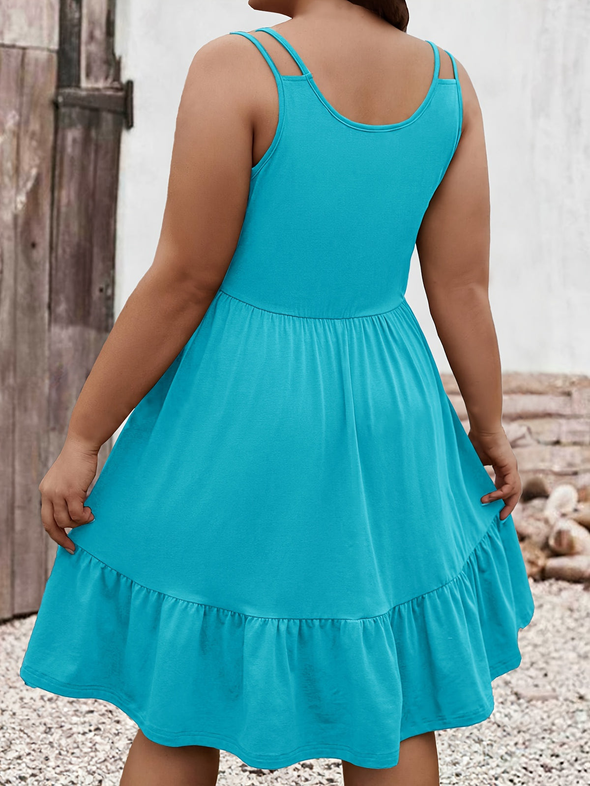 Robe courte grande taille — Double bretelle et jersey froncé