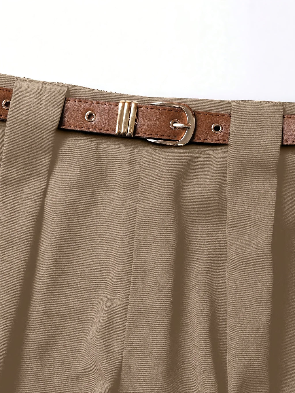 Pantalon grande taille, coupe droite, allure élégante, tissu opaque