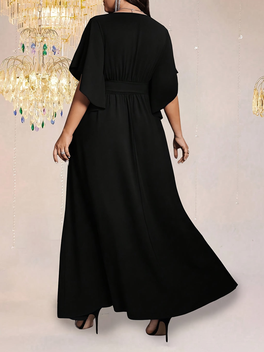 Robe de soirée grande taille — Fente frontale et nœud de taille