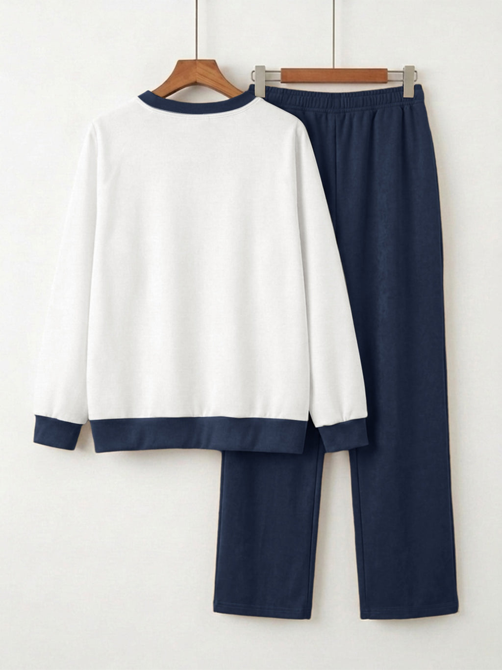 Ensemble grande taille, coupe ample, manches longues, toucher naturel, tissu opaque