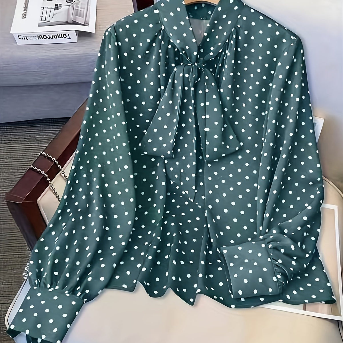 Blouse grande taille à pois, manches longues — composition : 95% Polyester, 5% Élasthanne Image