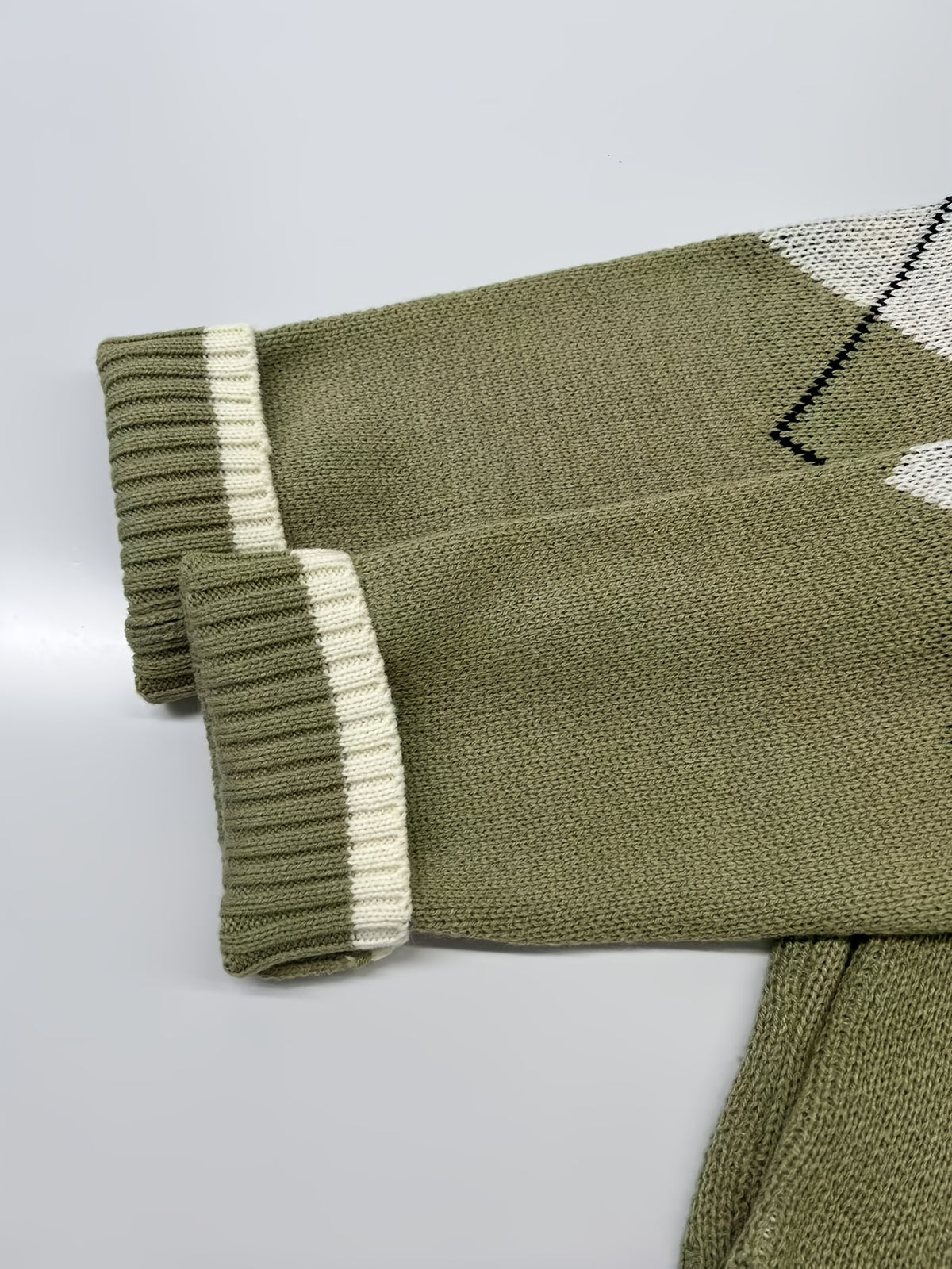 Pull grande taille à imprimé géométrique, toucher moelleux, chaleur d'hiver, gros plan