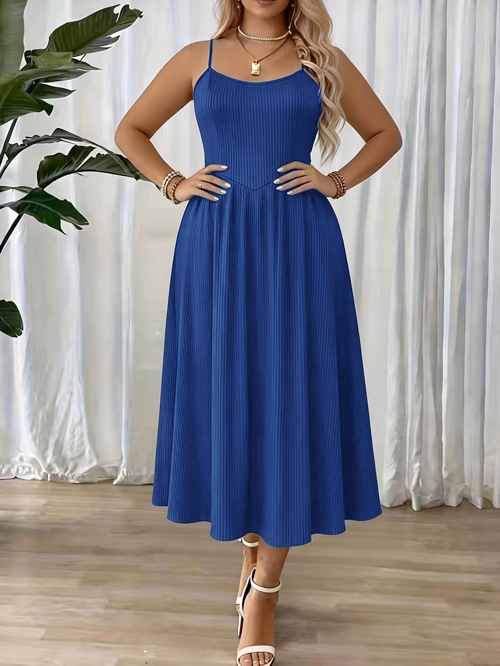 Robe longue grande taille — Maille côtelée à buste pointu