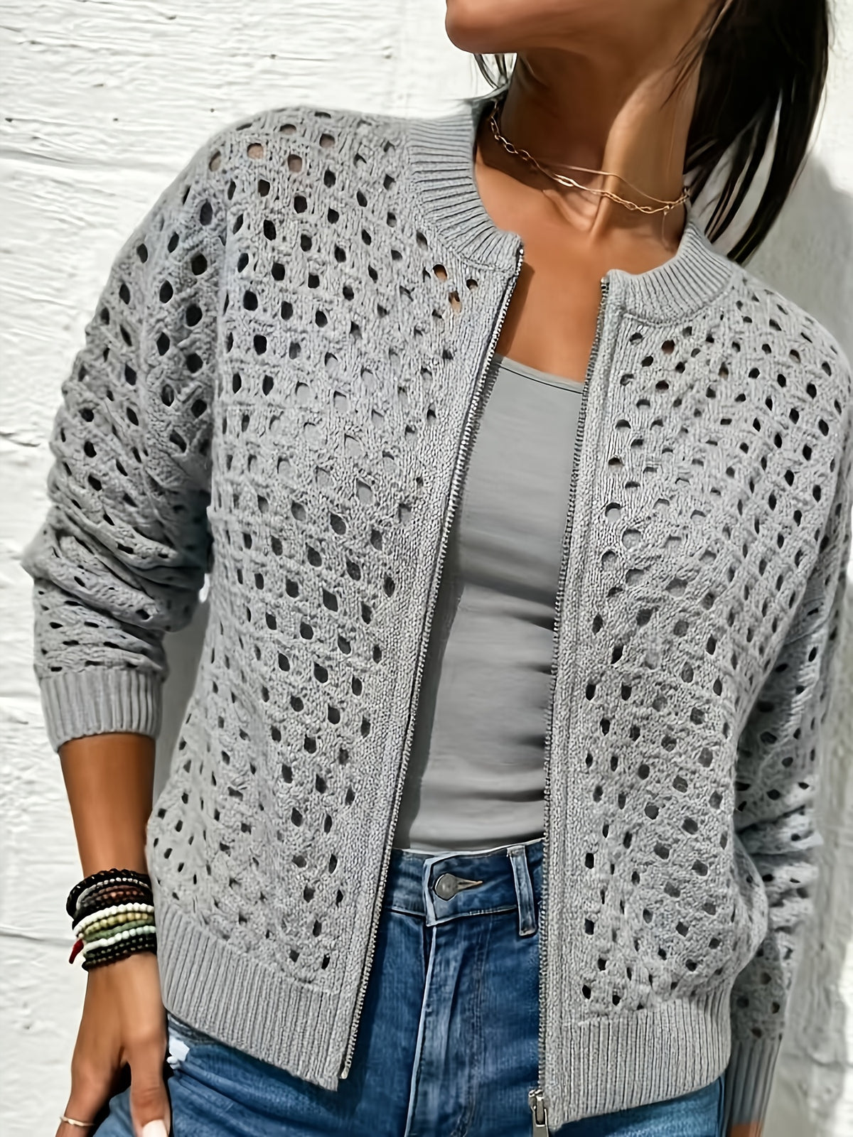 Pull grande taille, détail ajouré