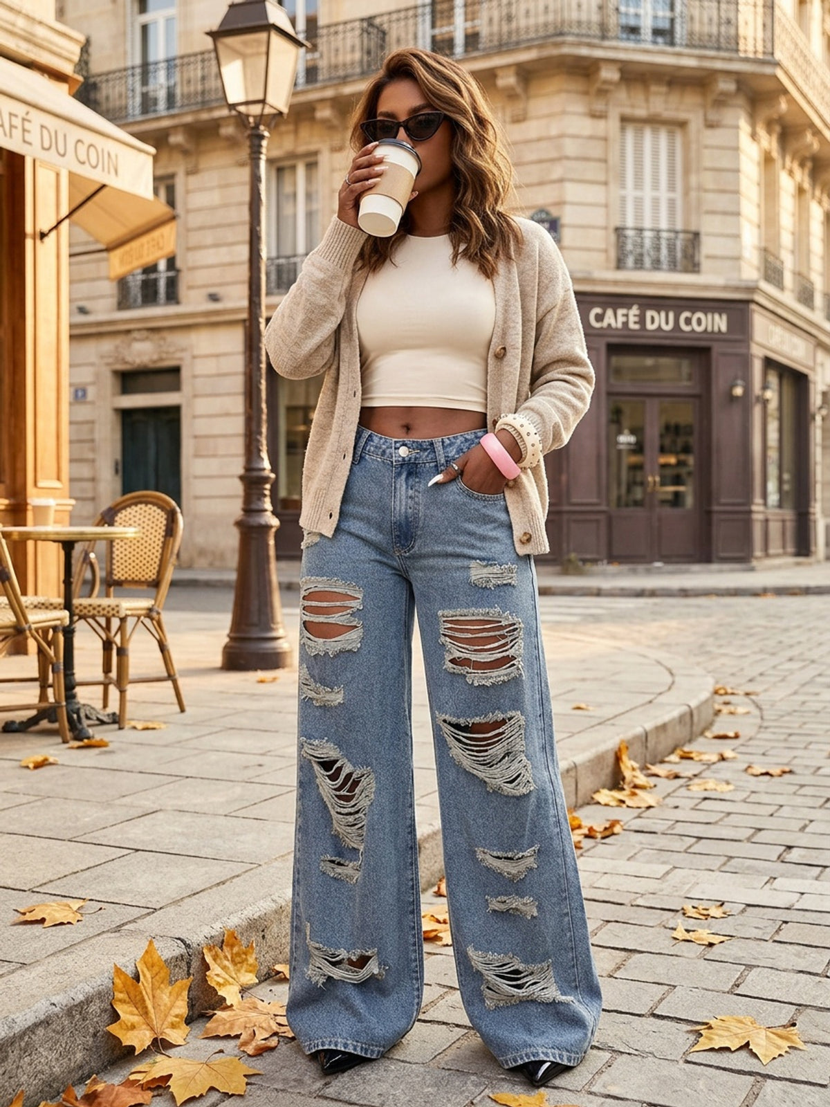Pantalon grande taille, coupe évasée, toucher naturel, délavage, détail du tissu