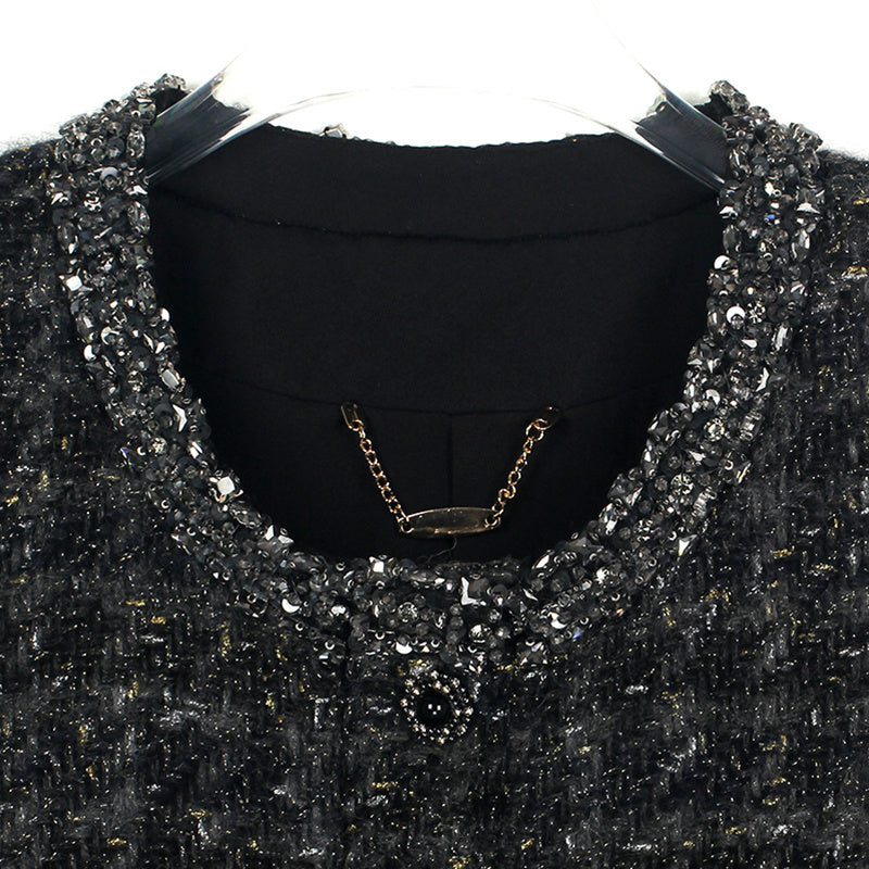 Veste grande taille en tweed à carreaux, coupe courte, perles, manches longues — composition : 72% Laine, 22% Polyester, 6% Acrylique