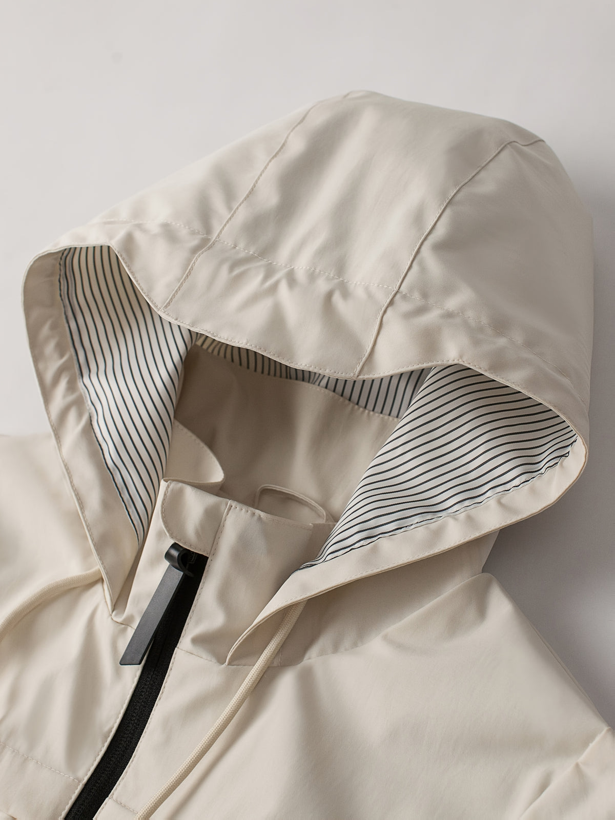 Trench grande taille, longueur midi, capuche, autre coloris