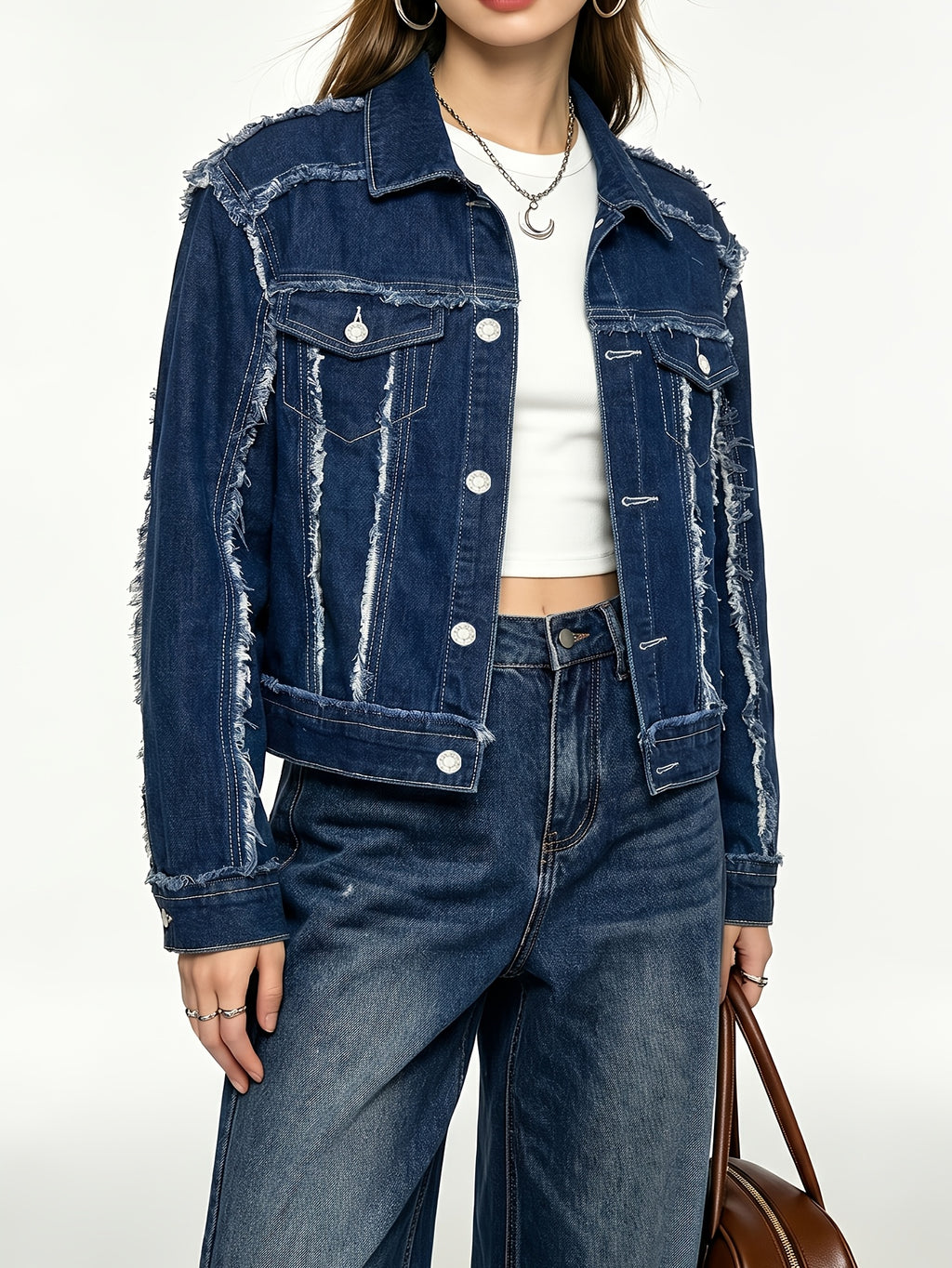Veste grande taille, coupe oversize, manches longues, tenue franche, vu de dos