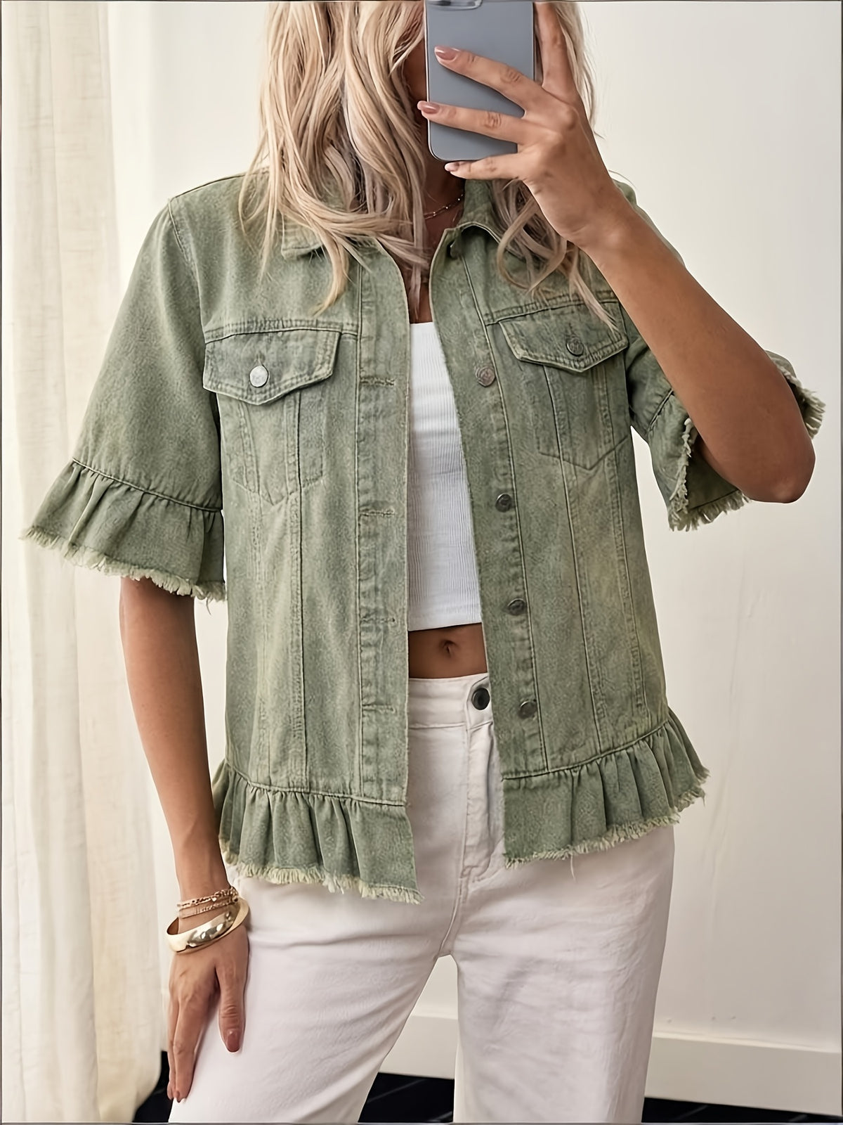 Veste grande taille, coupe oversize, manches courtes, tenue franche, tissu opaque