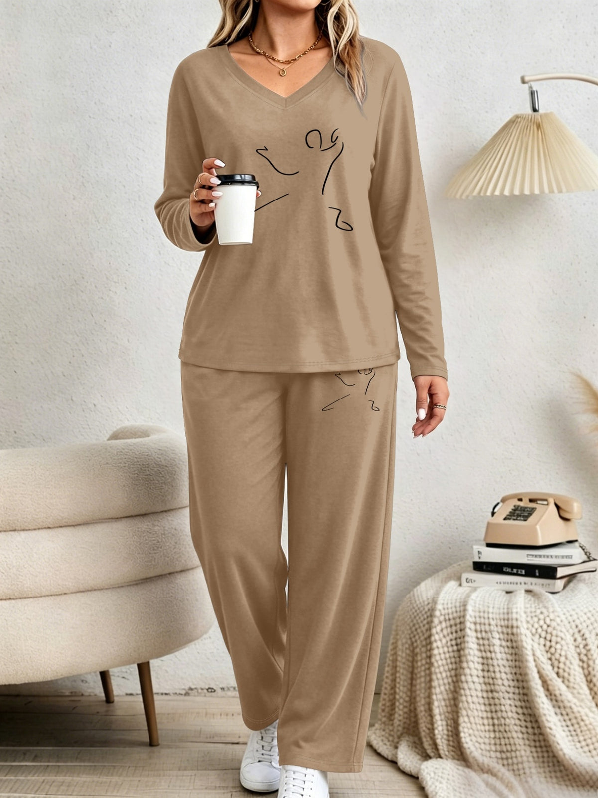 Ensemble grande taille, coupe ample, manches longues, toucher naturel, mise en situation