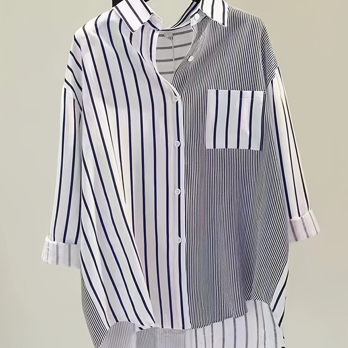 Chemise patchwork grande taille - Rayures et col à revers, porté de face Image