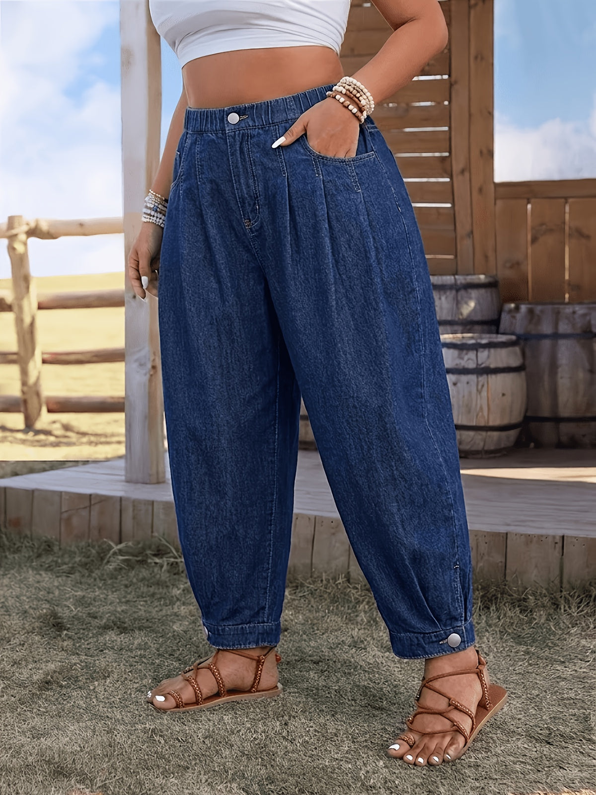 Pantalon grande taille, coupe oversize, tenue franche, esprit bohème — composition : 73% Coton, 14% Viscose, 11% Polyester, 2% Élasthanne