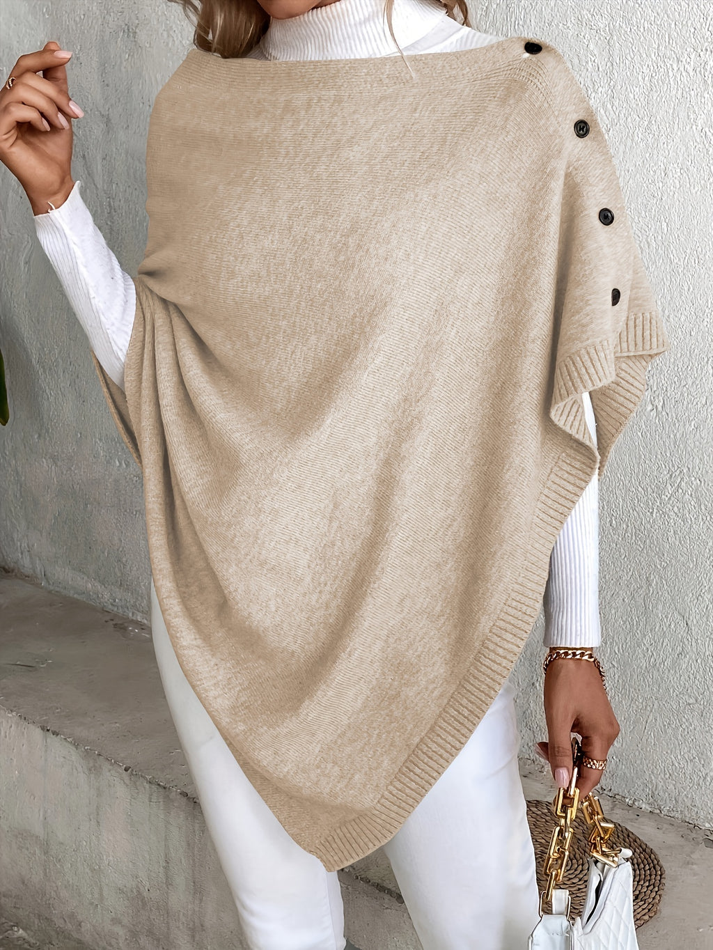 Pull grande taille, coupe oversize, épaules dénudées, autre coloris