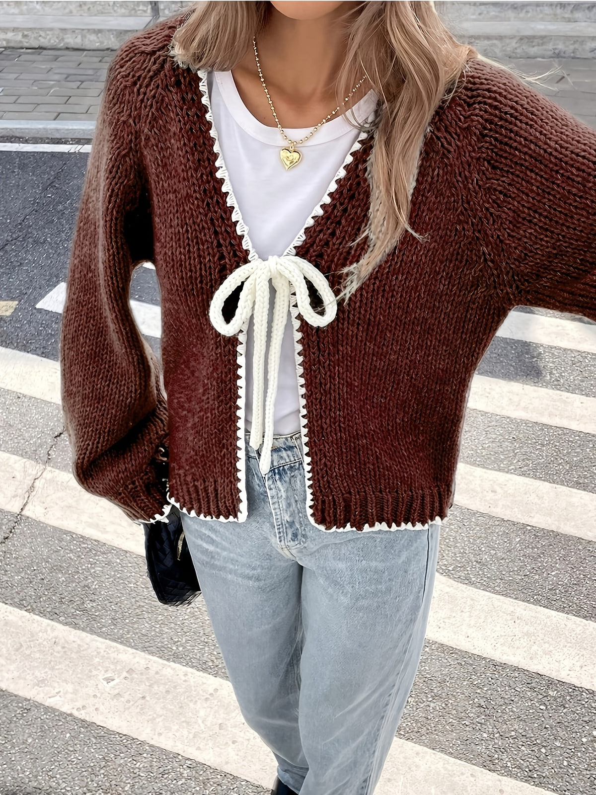 Pull grande taille, col V, tissu épais, tissu opaque