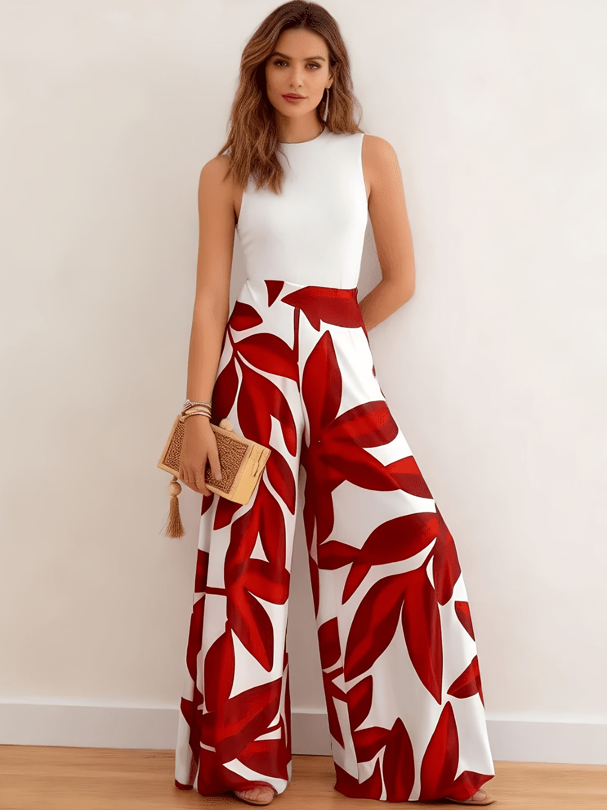 Pantalon grande taille à imprimé tropical, coupe évasée, vu de dos