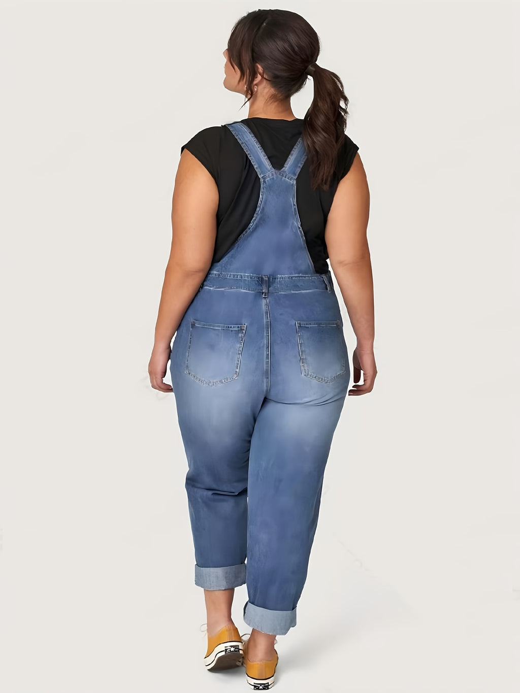 Combinaison grande taille, coupe droite, ceinture assortie, tenue franche — composition : 63% Coton, 30.5% Polyester, 4.5% Viscose, 2% Élasthanne