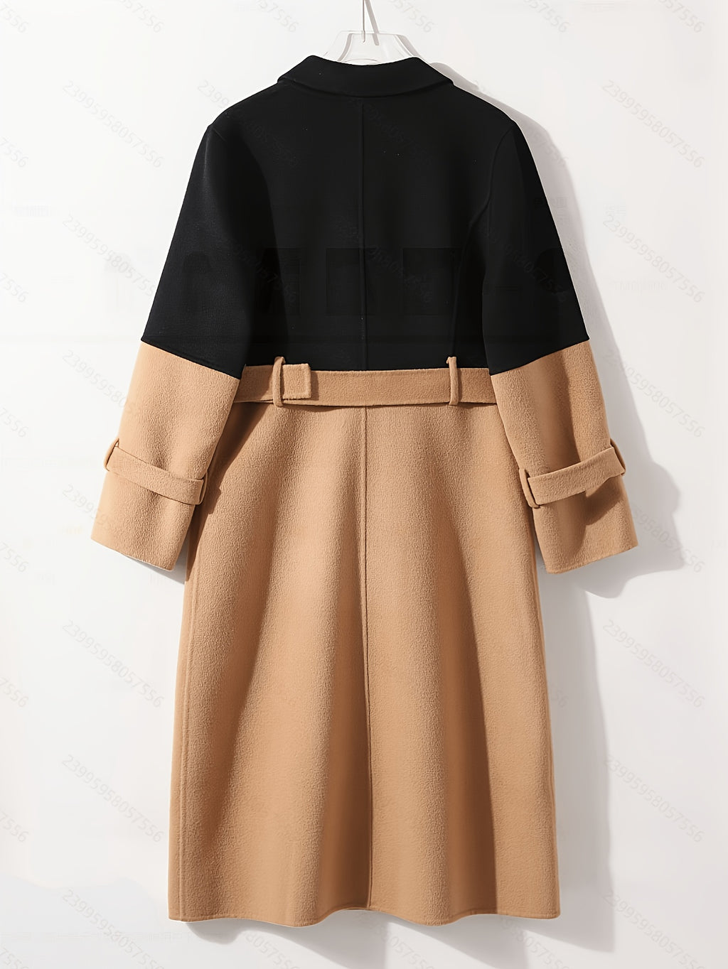 Manteau grande taille, coupe longue, vu de dos