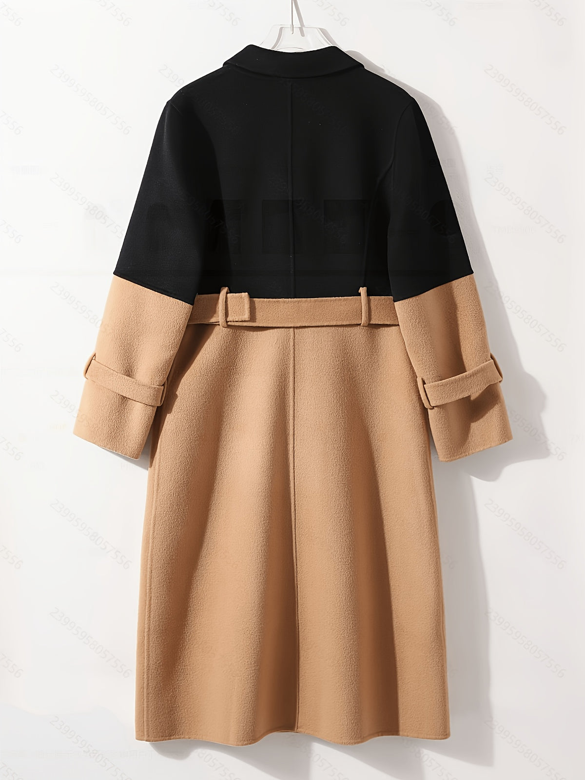 Manteau grande taille, coupe longue, vu de dos