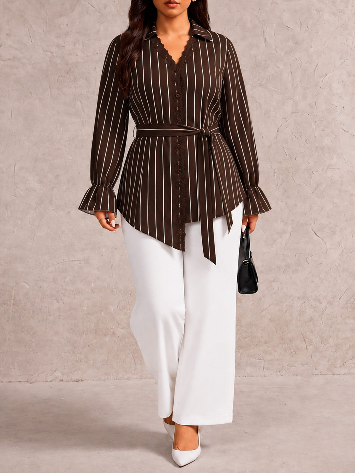 Chemise grande taille en dentelle à rayures, coupe ajustée, effet ajouré, tissu opaque