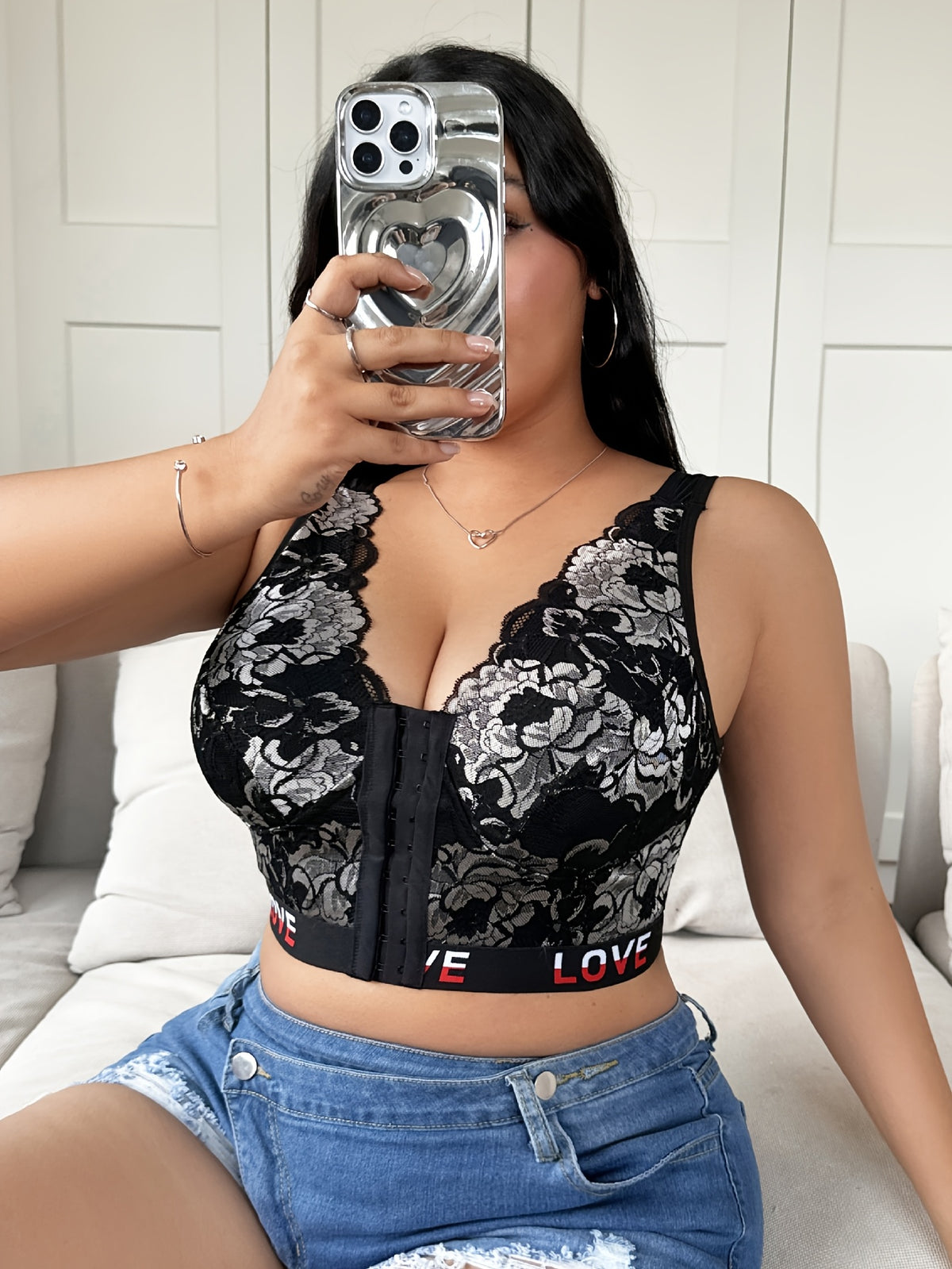 Bustier grande taille — Dentelle deux tons sur fond noir