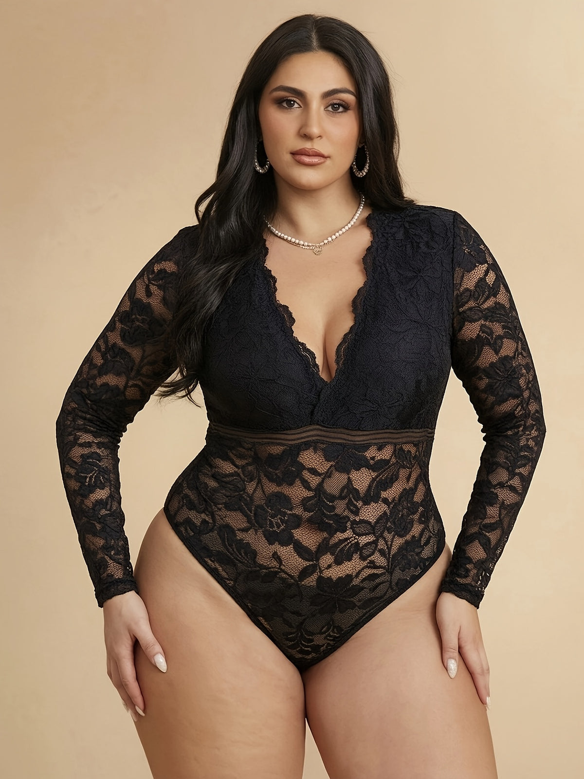 Body gainant grande taille en dentelle, dentelle contrastée, effet ajouré — composition : 95% Polyester, 5% Élasthanne Image
