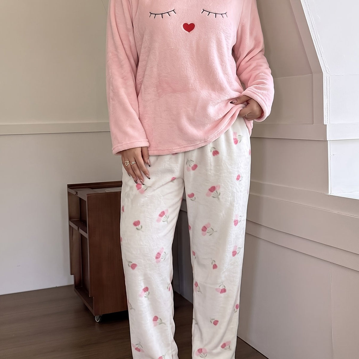 Pyjama grande taille, coupe ample, manches longues, chaleur d'hiver — matière : polyester