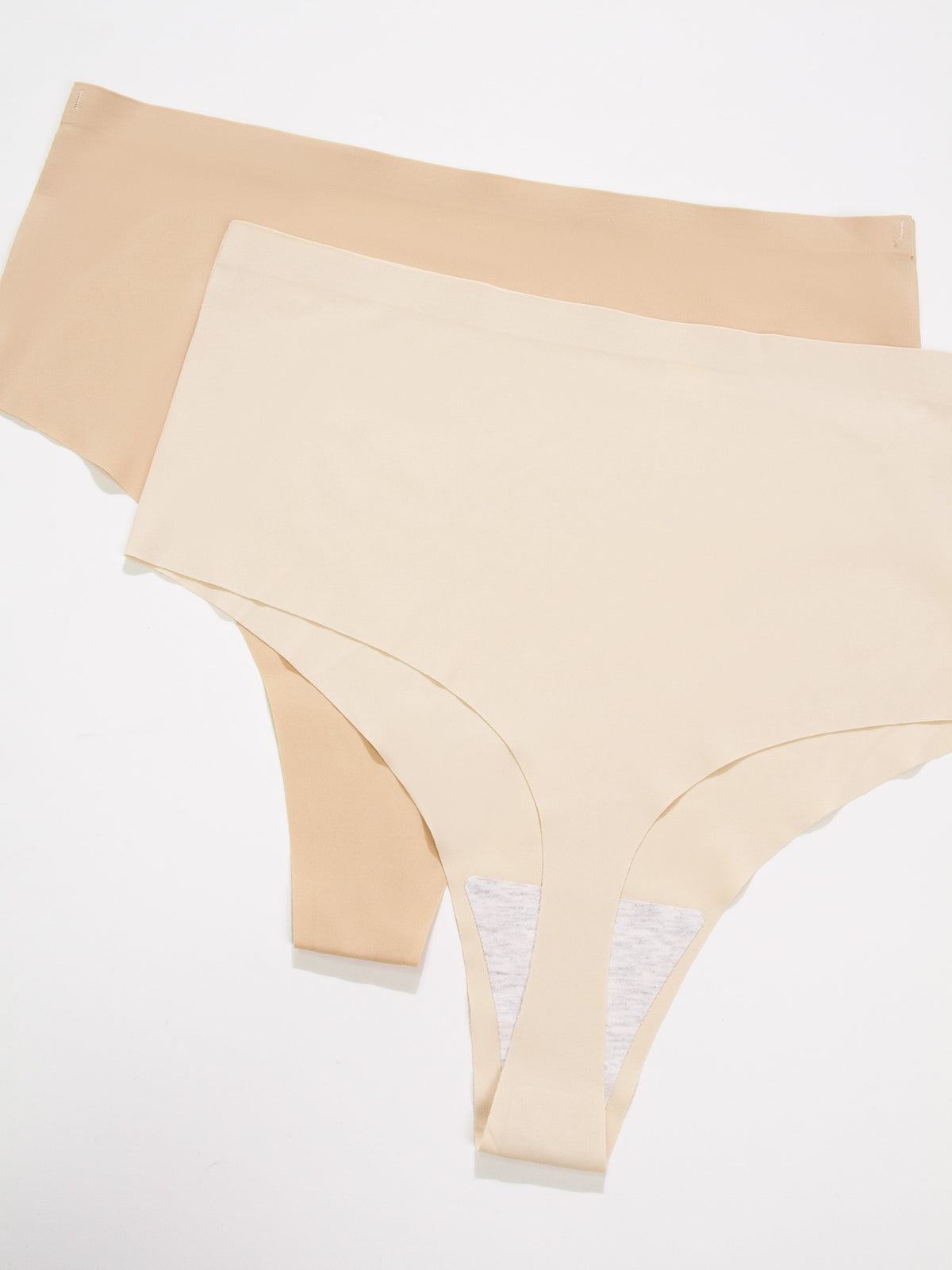 Culotte grande taille, ligne affirmée