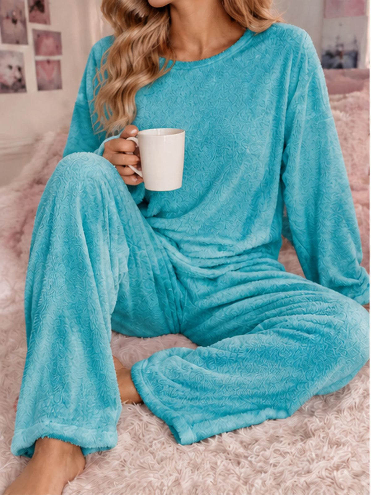 Pyjama grande taille, col rond, allure vintage Image
