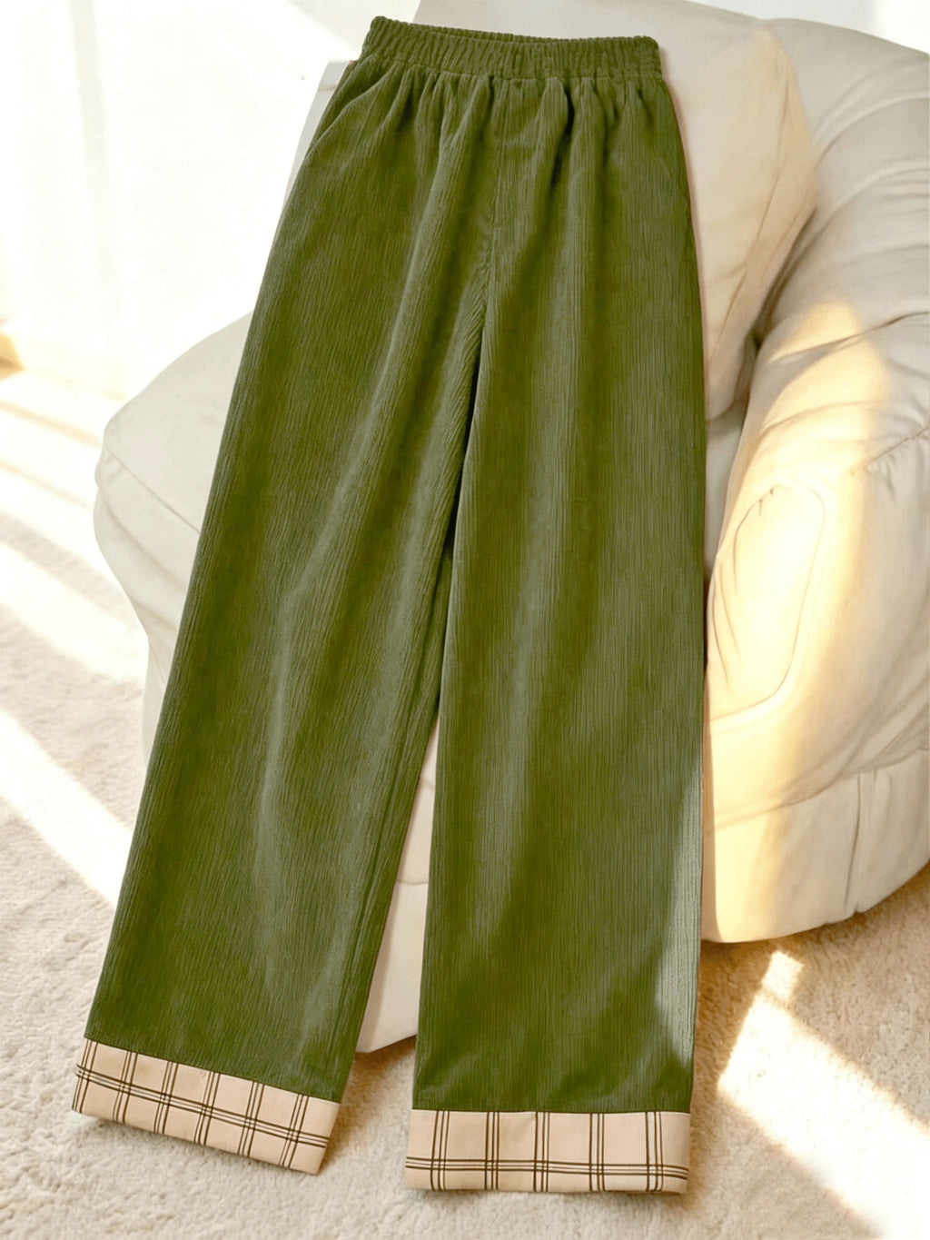 Pantalon grande taille en velours côtelé