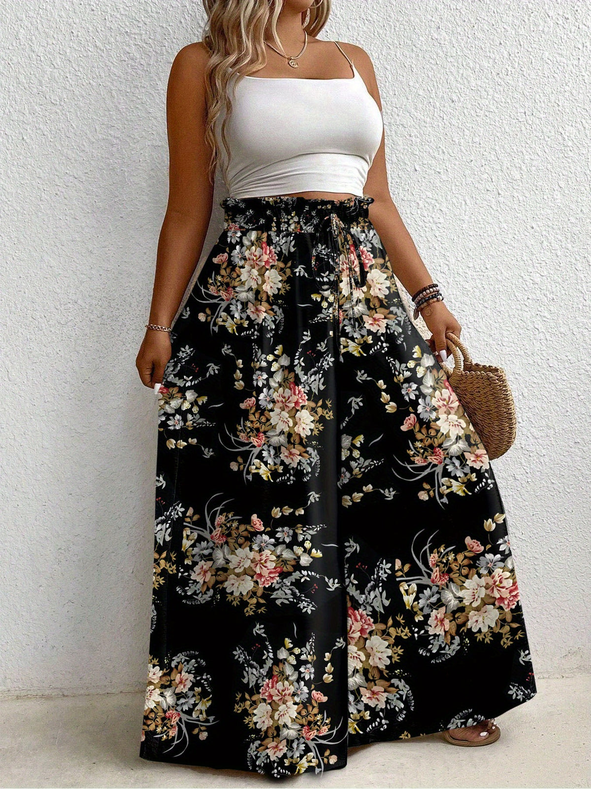 Pantalon grande taille à imprimé fleuri, coupe évasée, cordon, vu de dos