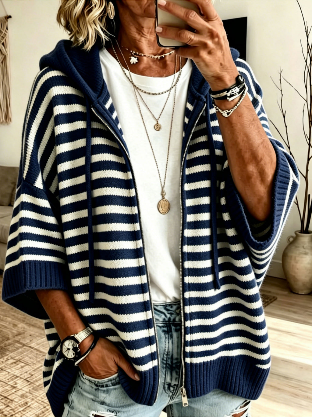 Cardigan grande taille à rayures, coupe oversize, capuche, toucher moelleux, vu de dos