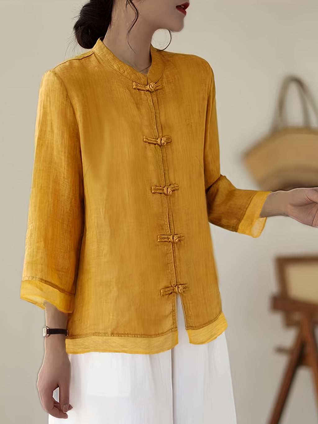 Chemise grande taille, coupe ample, tombé fluide, vu de dos