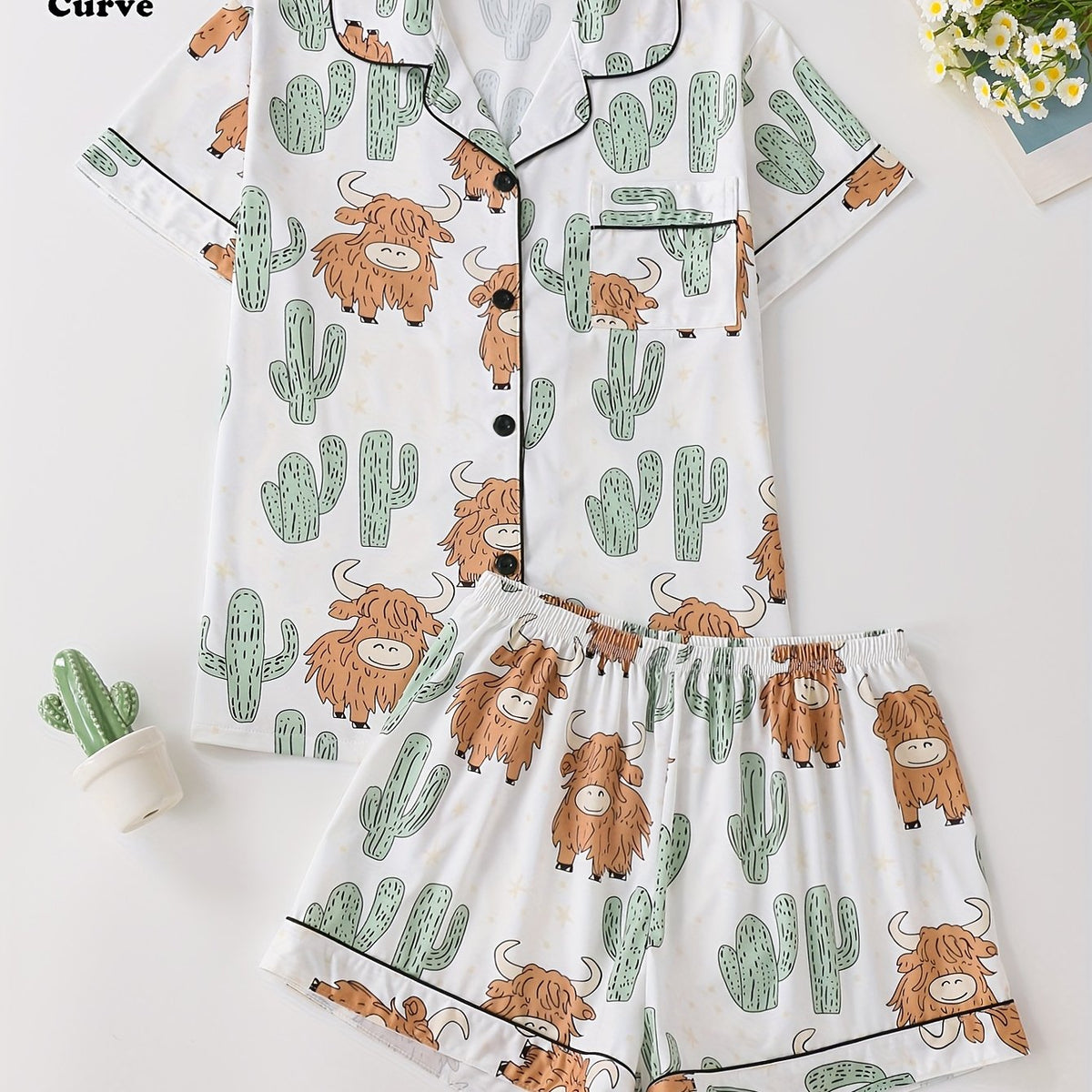 Pyjama grande taille, poches plaquées, manches courtes — matière : polyester