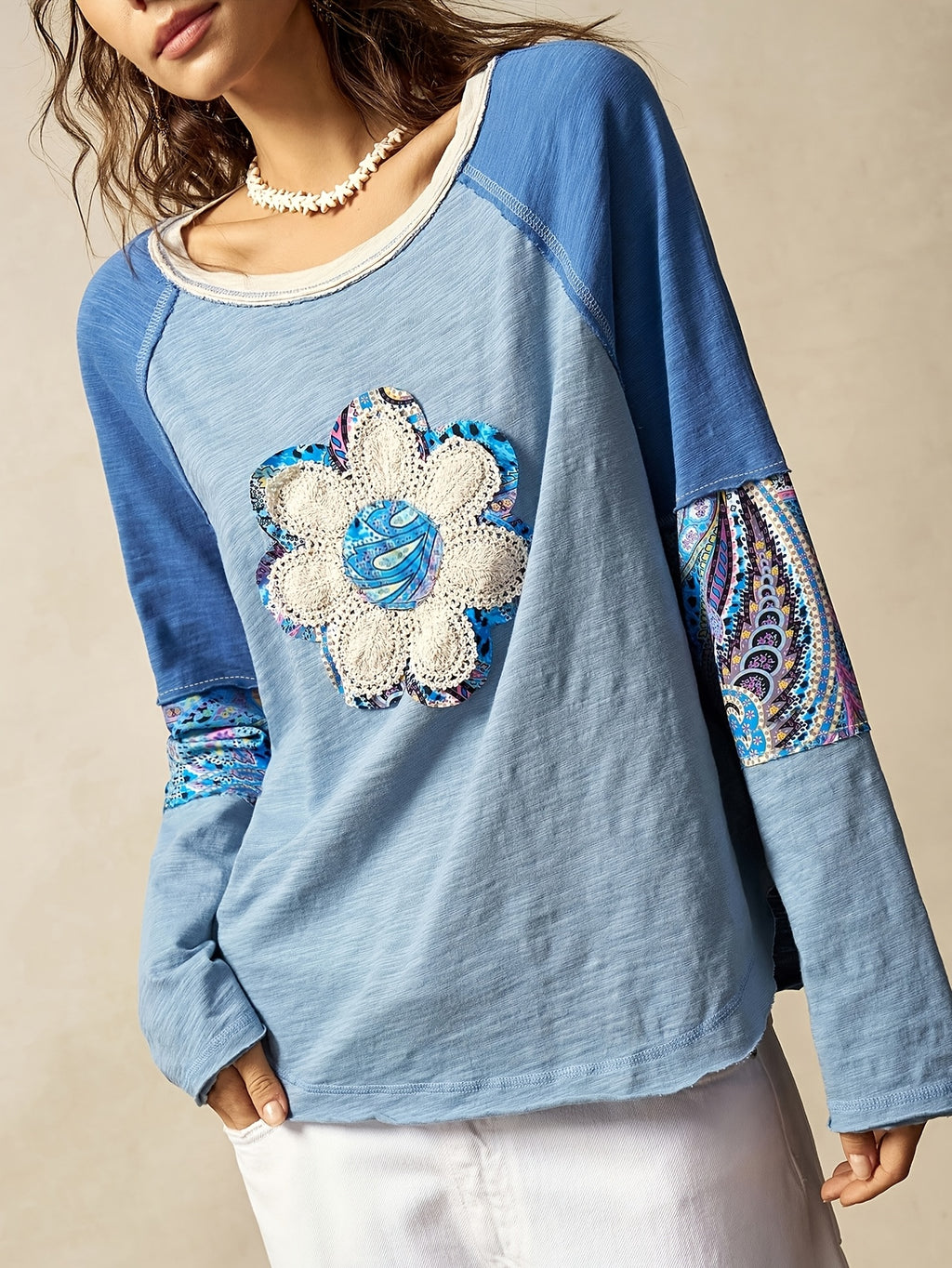 T-shirt grande taille, col rond, manches longues, vu de dos