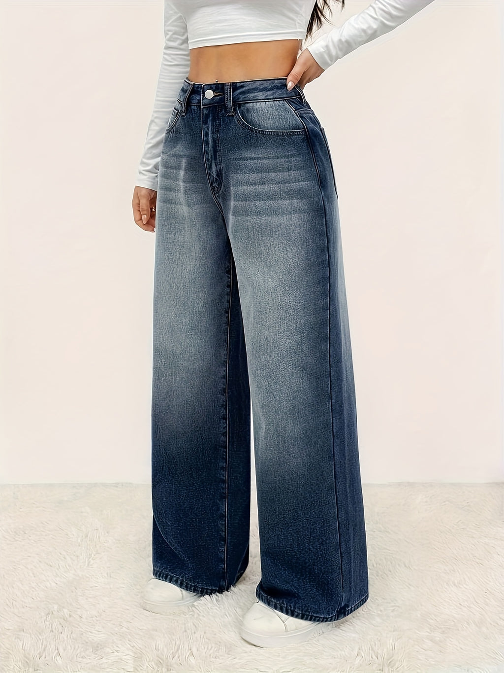 Jean grande taille, coupe évasée, tenue franche, chaleur d'hiver — composition : 70% Coton, 28% Polyester, 2% Élasthanne