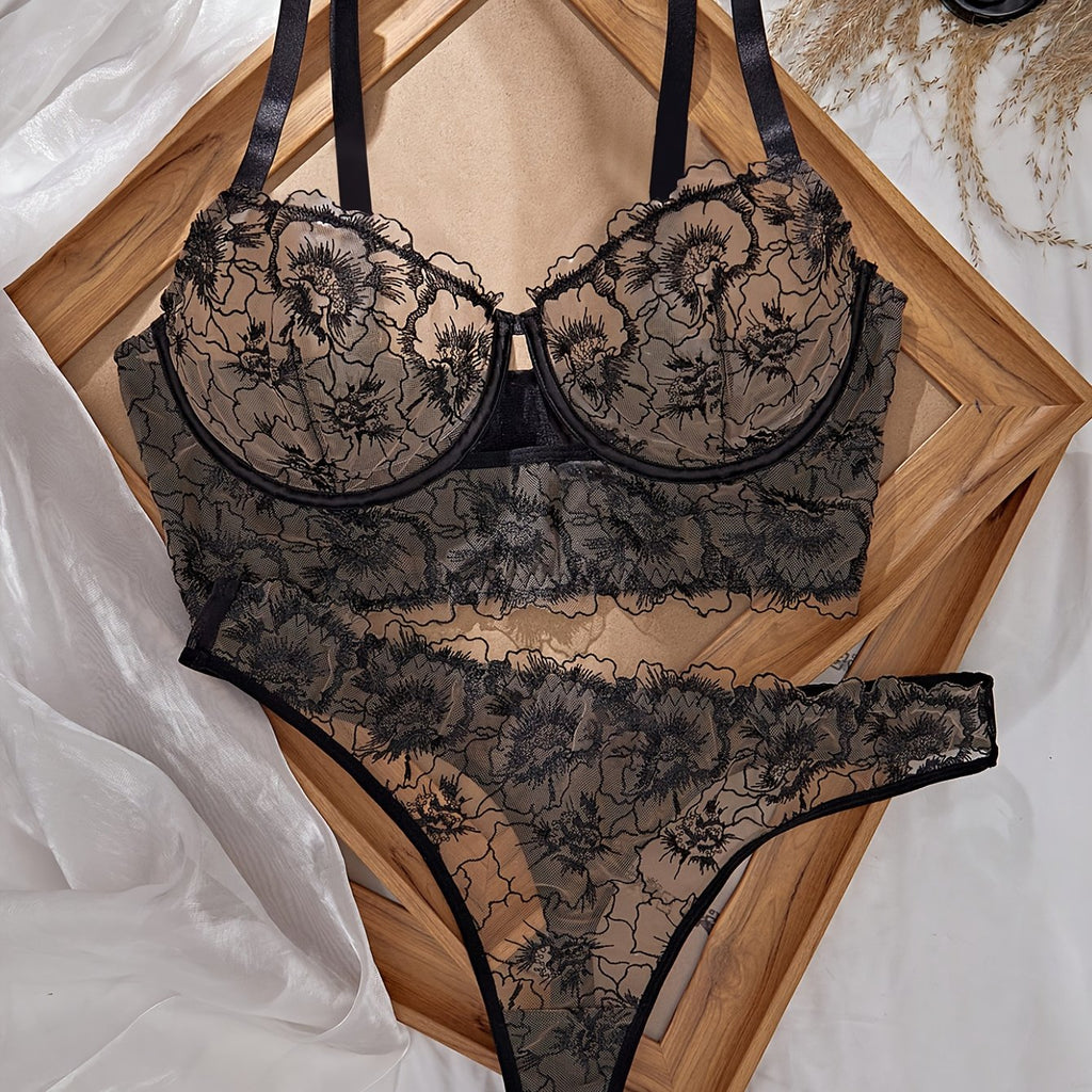 Ensemble grande taille à imprimé fleuri, broderie, imprimé floral — matière : polyester